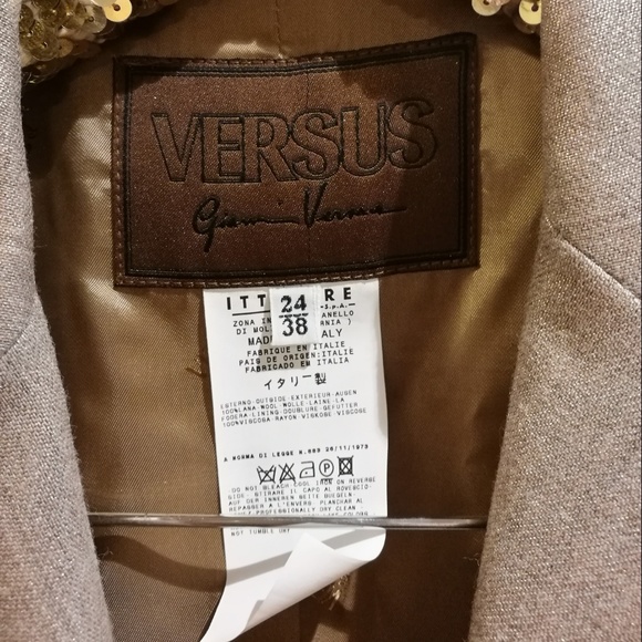 Versace Gold Vest and Jacket Set #051 150 - Picture 6 of 6